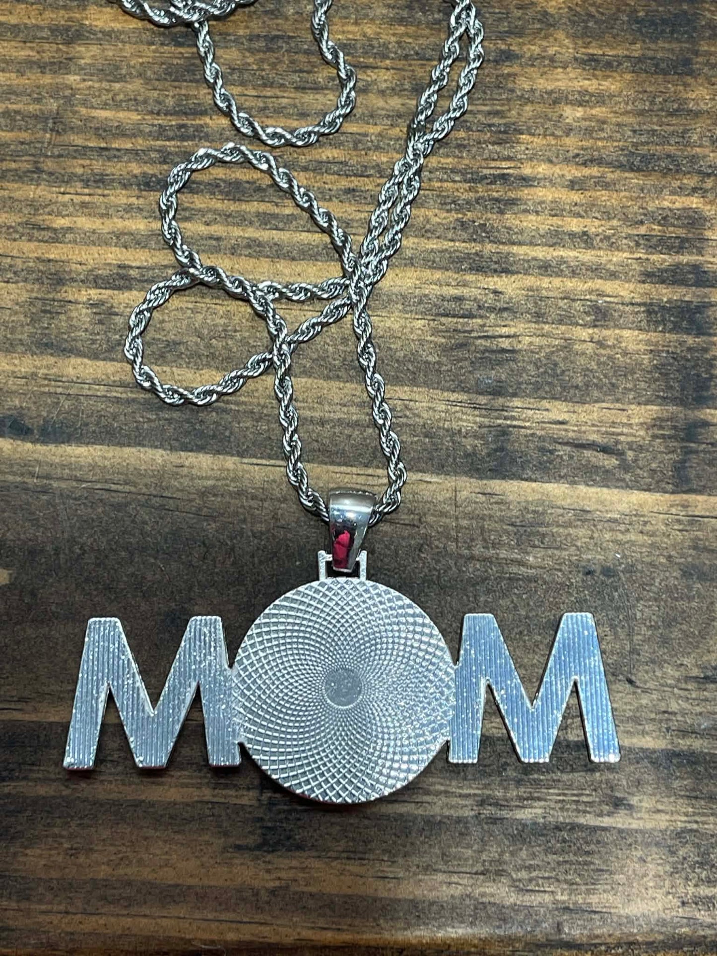 MOM Picture Necklace